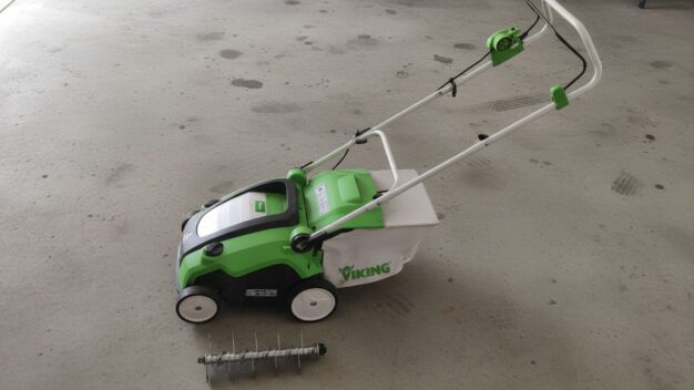 Die besten Vertikutierer für den Rasen - © menathome.de