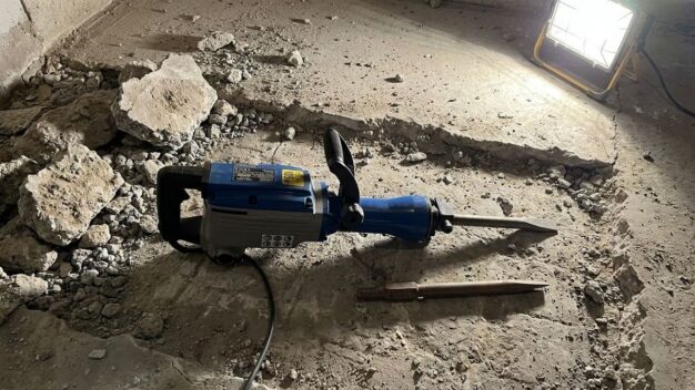 Die besten Abbruchhämmer für Estrich, Beton und Fundamente © men-at-home.de