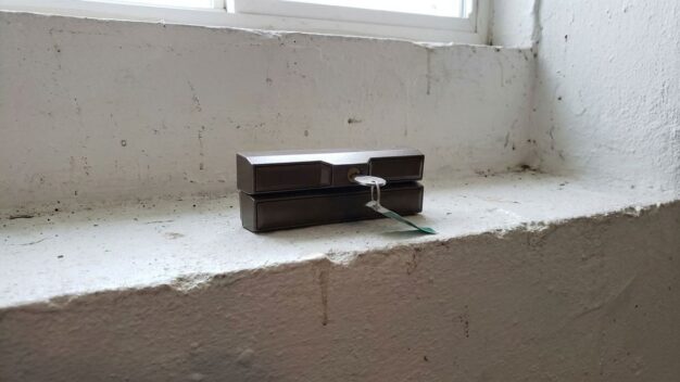 Der beste Einbruchschutz für den Keller: Fenster, Lichtschacht und Tür © men-at-home.de